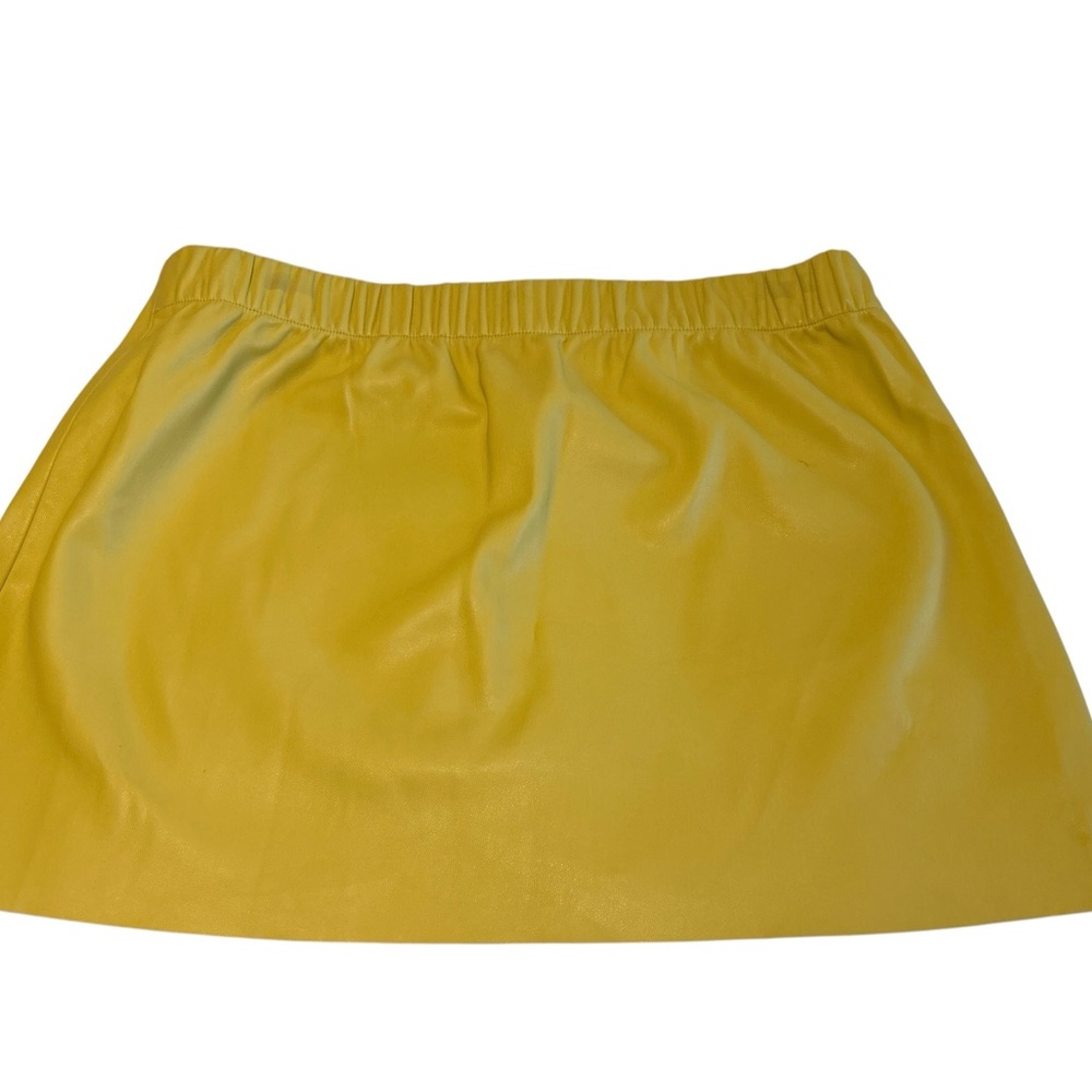 The Zara Trafaluc faux leather mini skirt in size Small - Picture 6 of 7